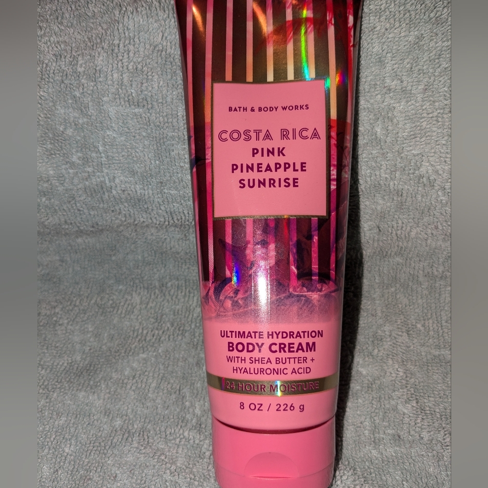 Bath and Body Works Costs Rica Pink Pineapple Sunrise Body Cream